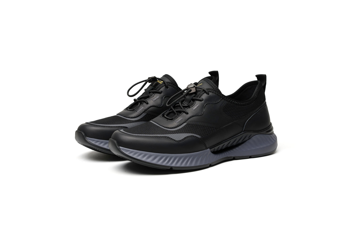 LAILE Men's Low-Top Casual Shoes - Made with Mesh Fabric and Top-Grain Cowhide, Breathable and Versatile