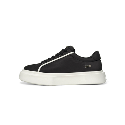 LAILE Soft Woven Upper Low Top Casual Board Shoes