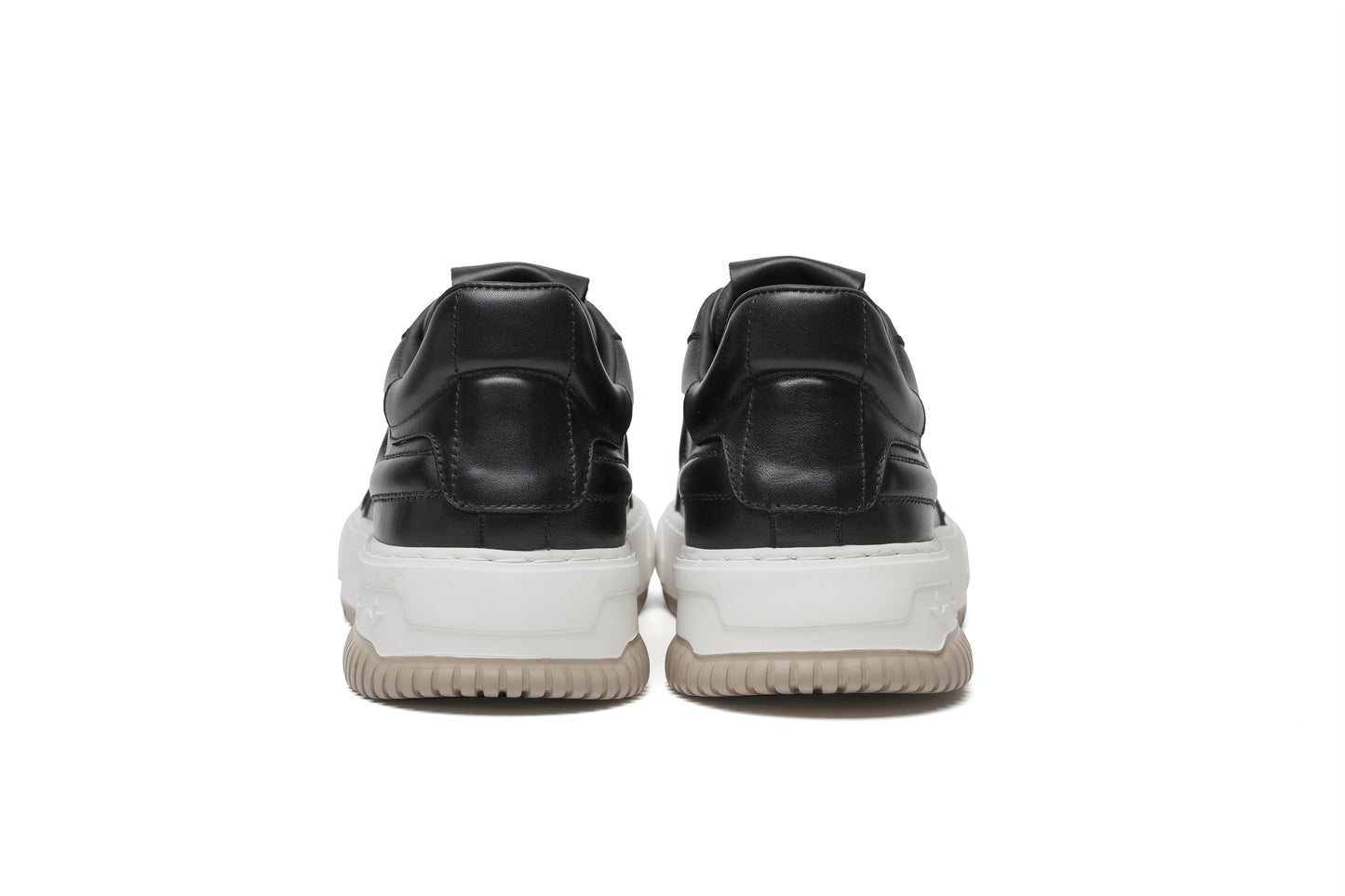 LAILE Leather Classic Versatile Low-Top Sneakers for Men - Shock-absorbing, Lightweight, and Breathable.