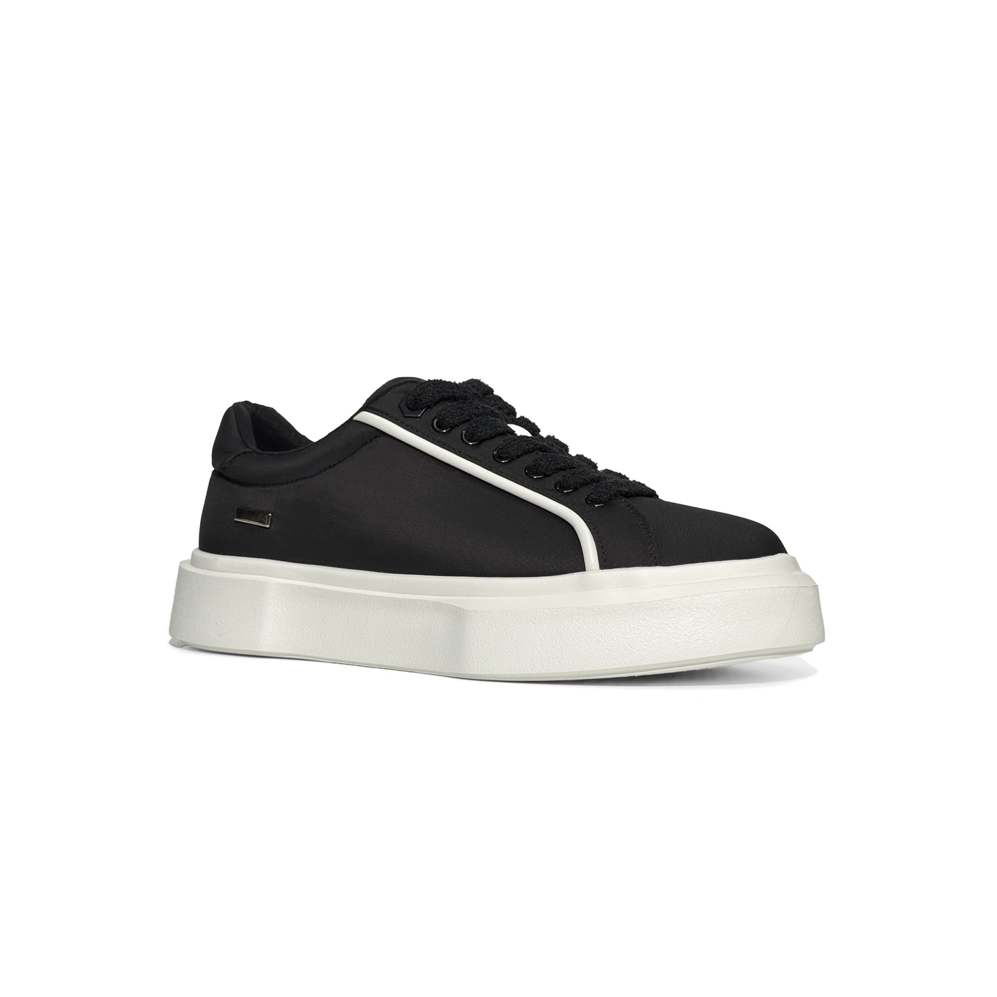LAILE Soft Woven Upper Low Top Casual Board Shoes
